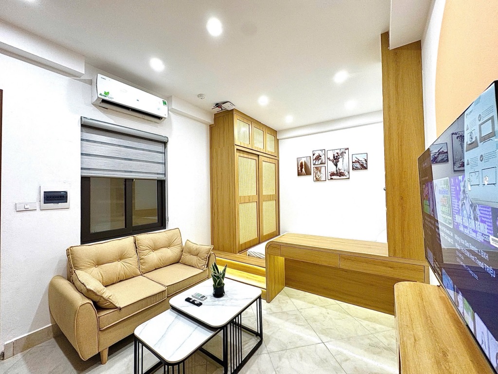 Bán nhà Khương Trung - diện tích 143m2 7 tầng - Ô tô 7 chỗ ngủ trong nhà - giá 42 tỷ