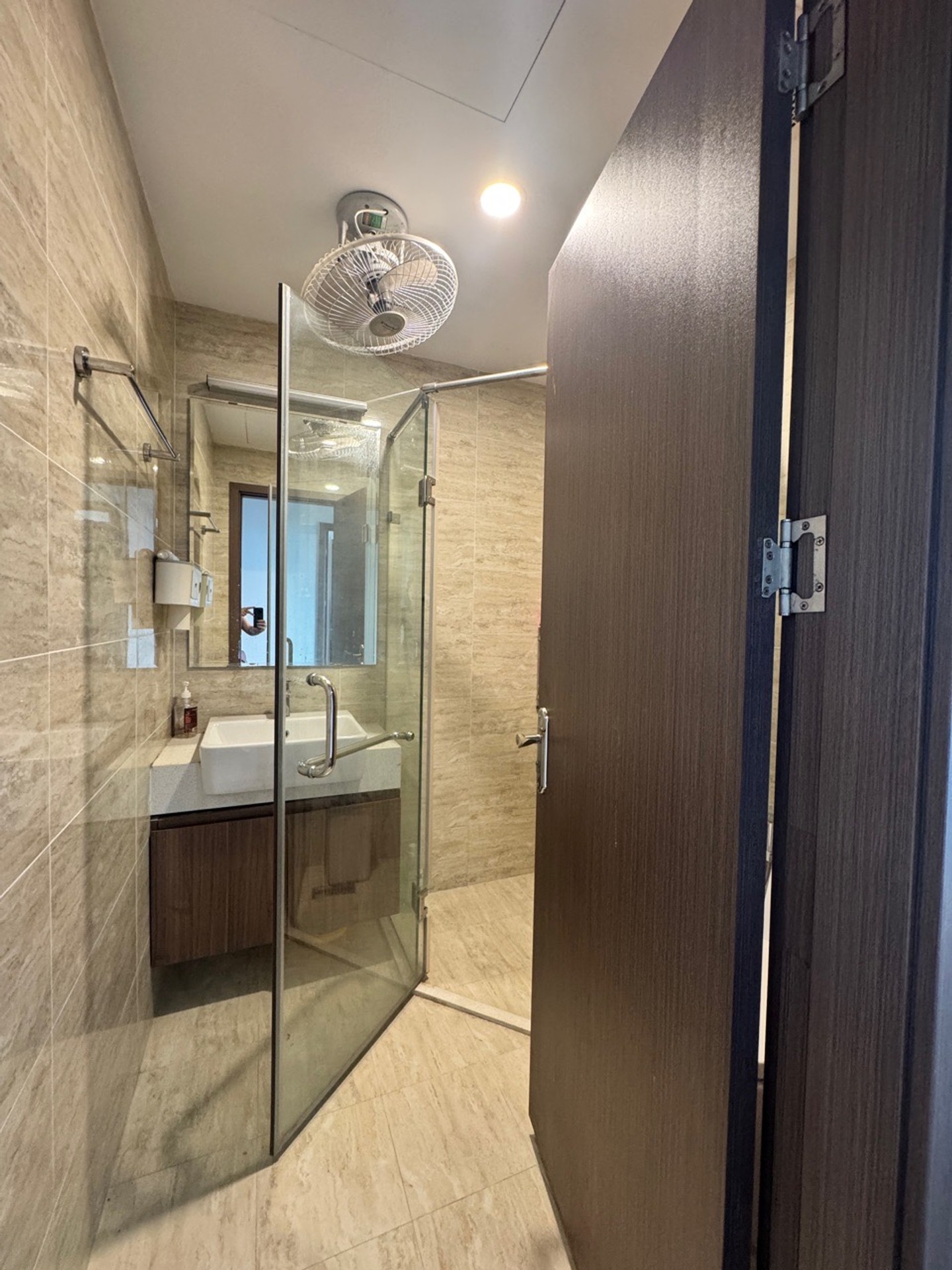 Bán nhà Đại lộ Chu Văn An - diện tích 83m2 1 tầng - Lô góc - giá 6,9 tỷ