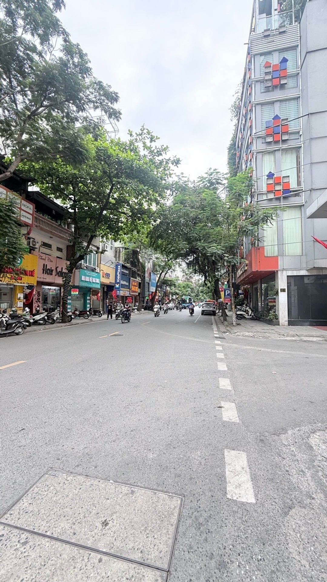 Bán nhà Lạc Trung - diện tích 51m2 3 tầng - Căn hộ chung cư tiện ích bạt ngàn - giá 5,5 tỷ