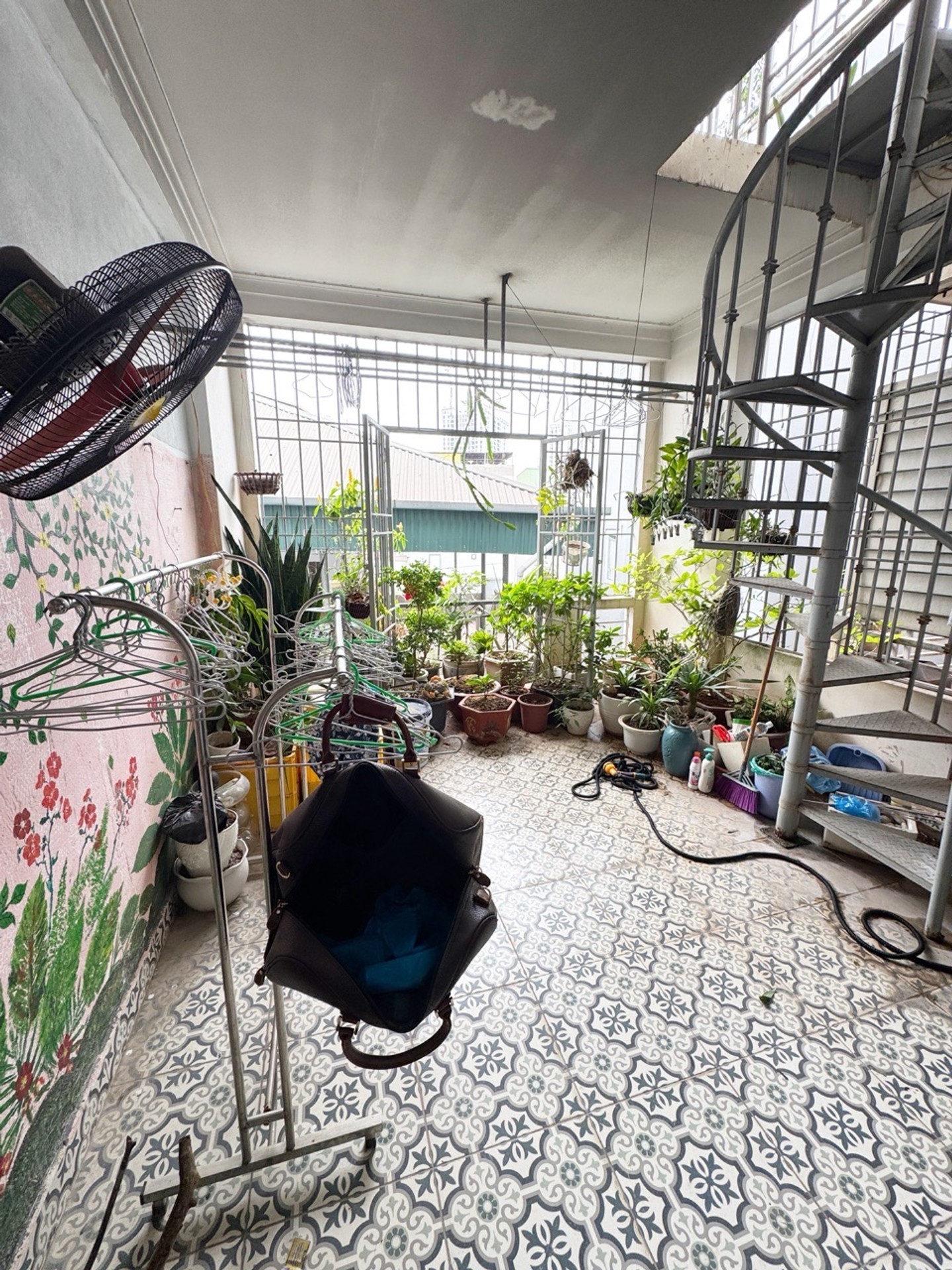 Bán nhà Hoàng Mai - diện tích 48m2 5 tầng - gần ô tô - giá 10,8 tỷ