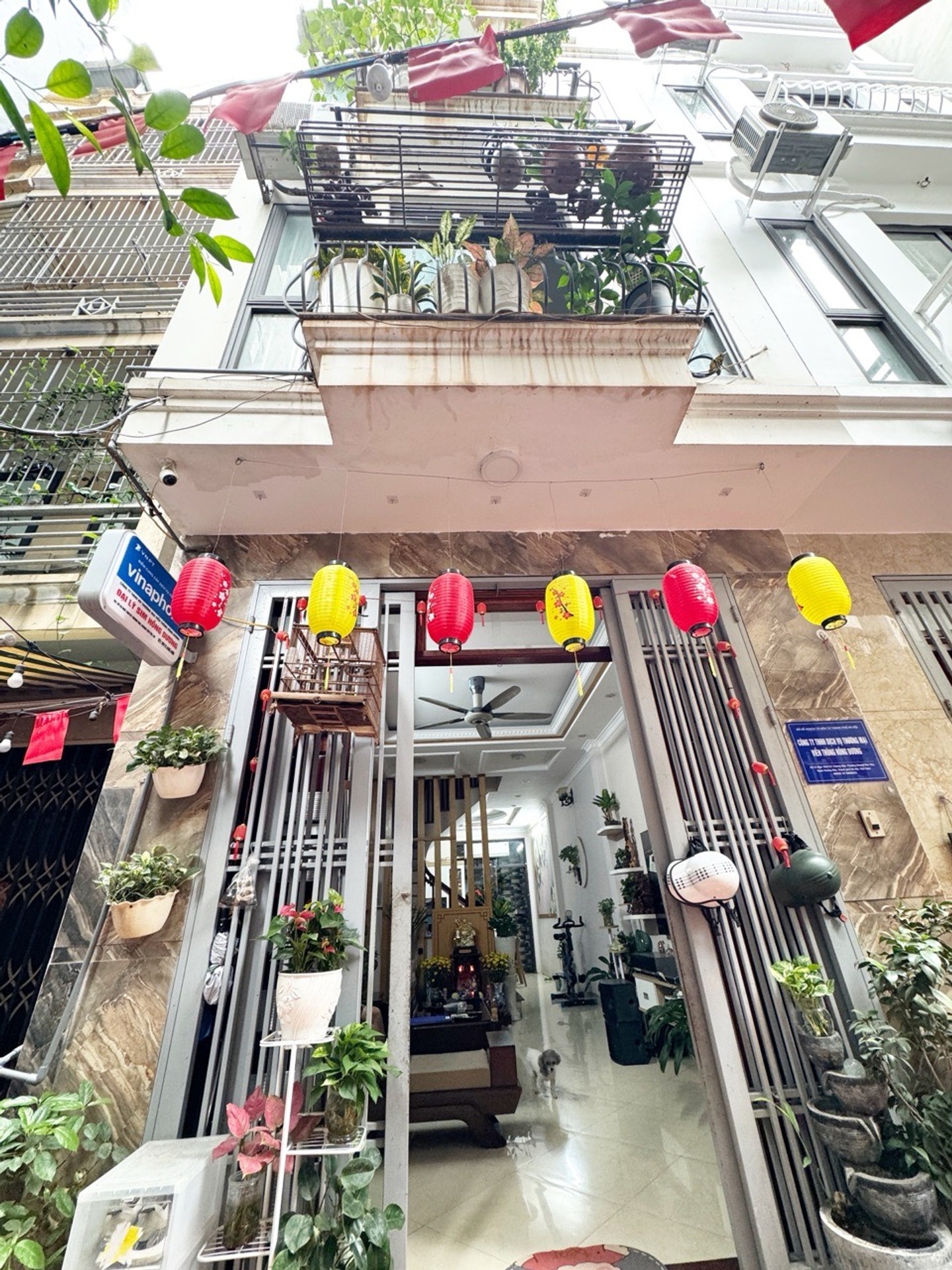 Bán nhà Hoàng Mai - diện tích 48m2 5 tầng - gần ô tô - giá 10,8 tỷ
