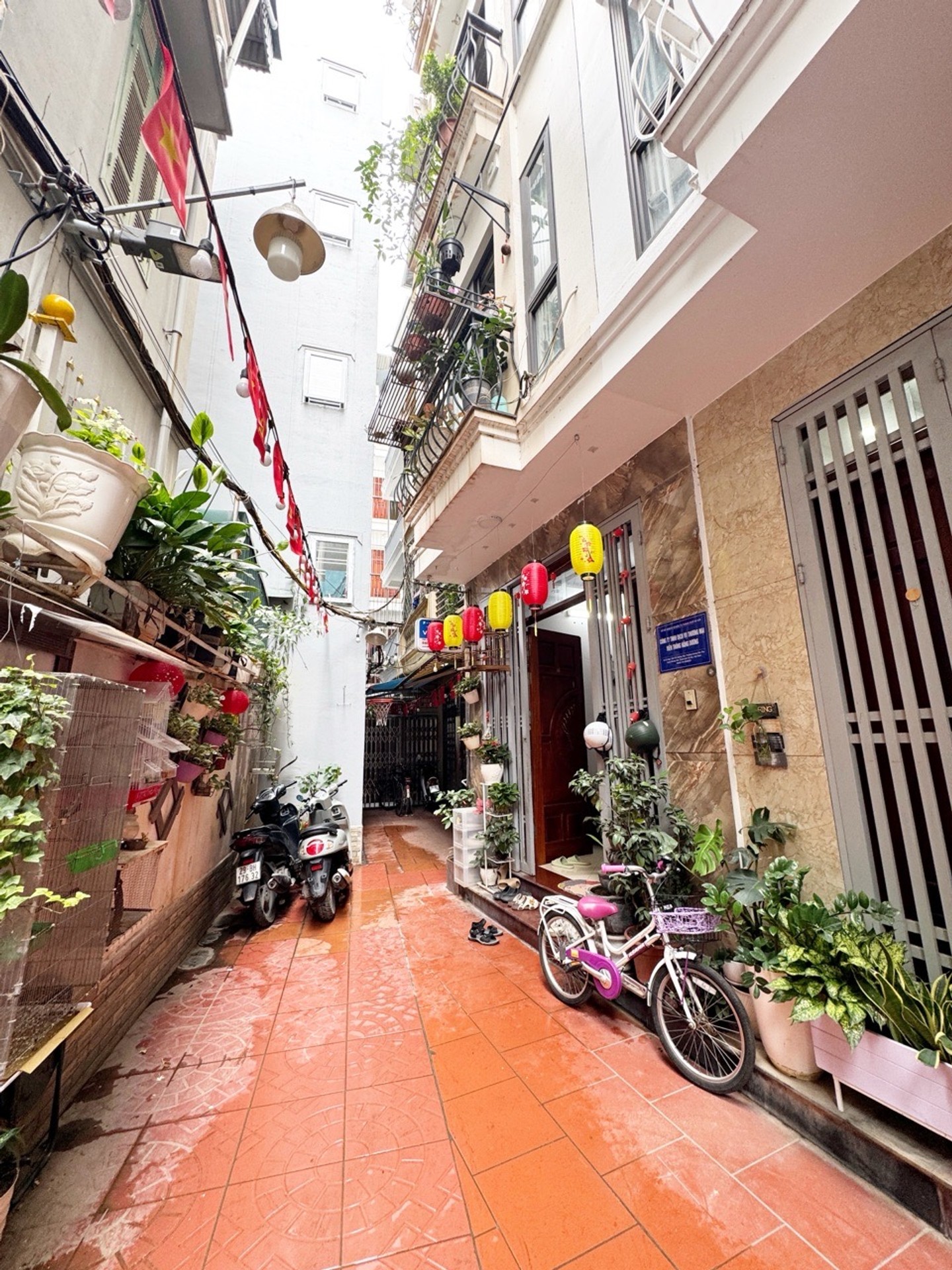 Bán nhà Hoàng Mai - diện tích 48m2 5 tầng - gần ô tô - giá 10,8 tỷ