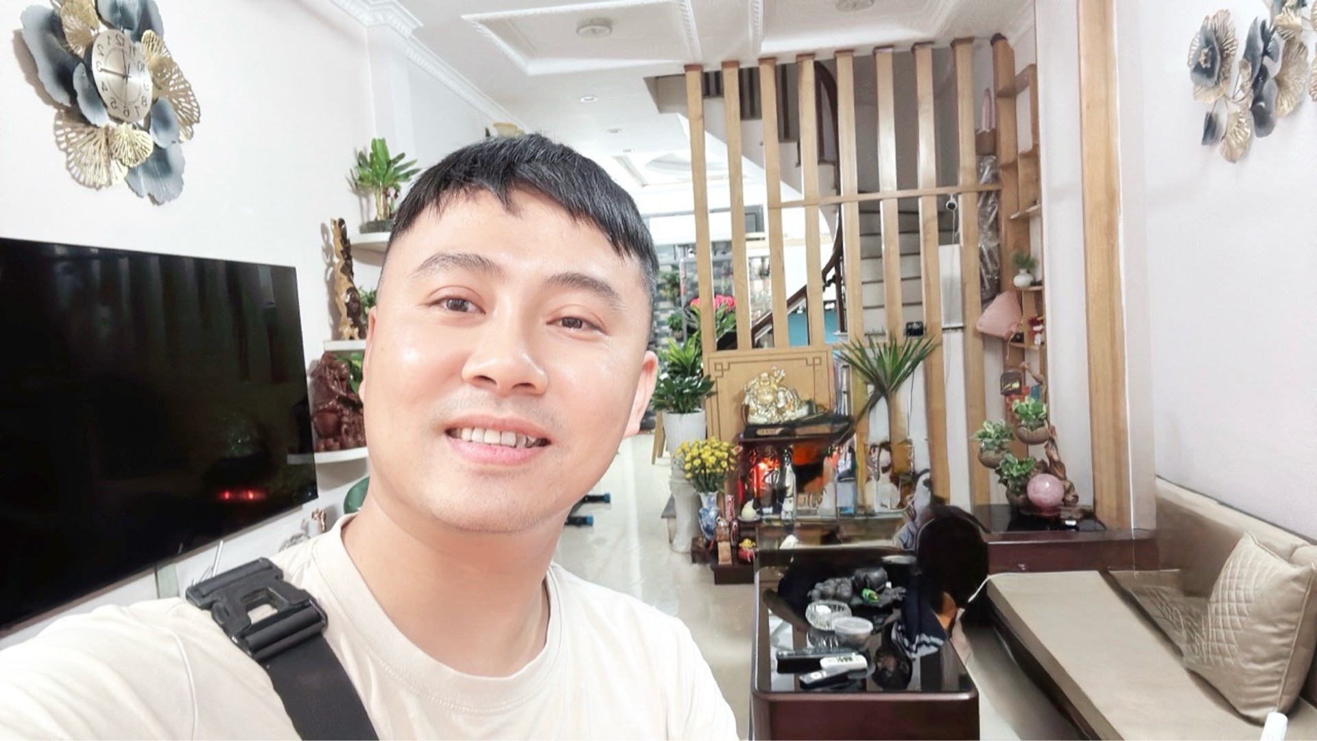 Bán nhà Hoàng Mai - diện tích 48m2 5 tầng - gần ô tô - giá 10,8 tỷ