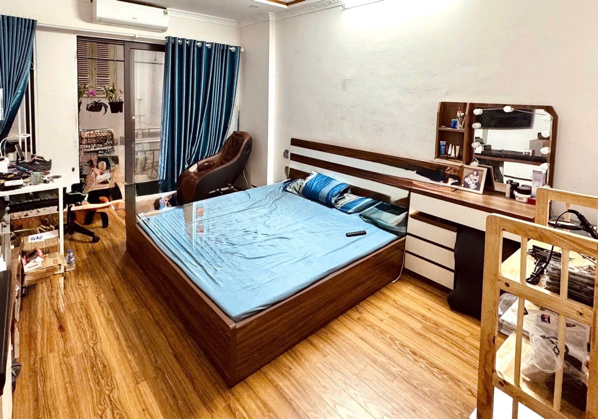 Bán nhà Hoàng Mai - diện tích 48m2 5 tầng - gần ô tô - giá 10,8 tỷ