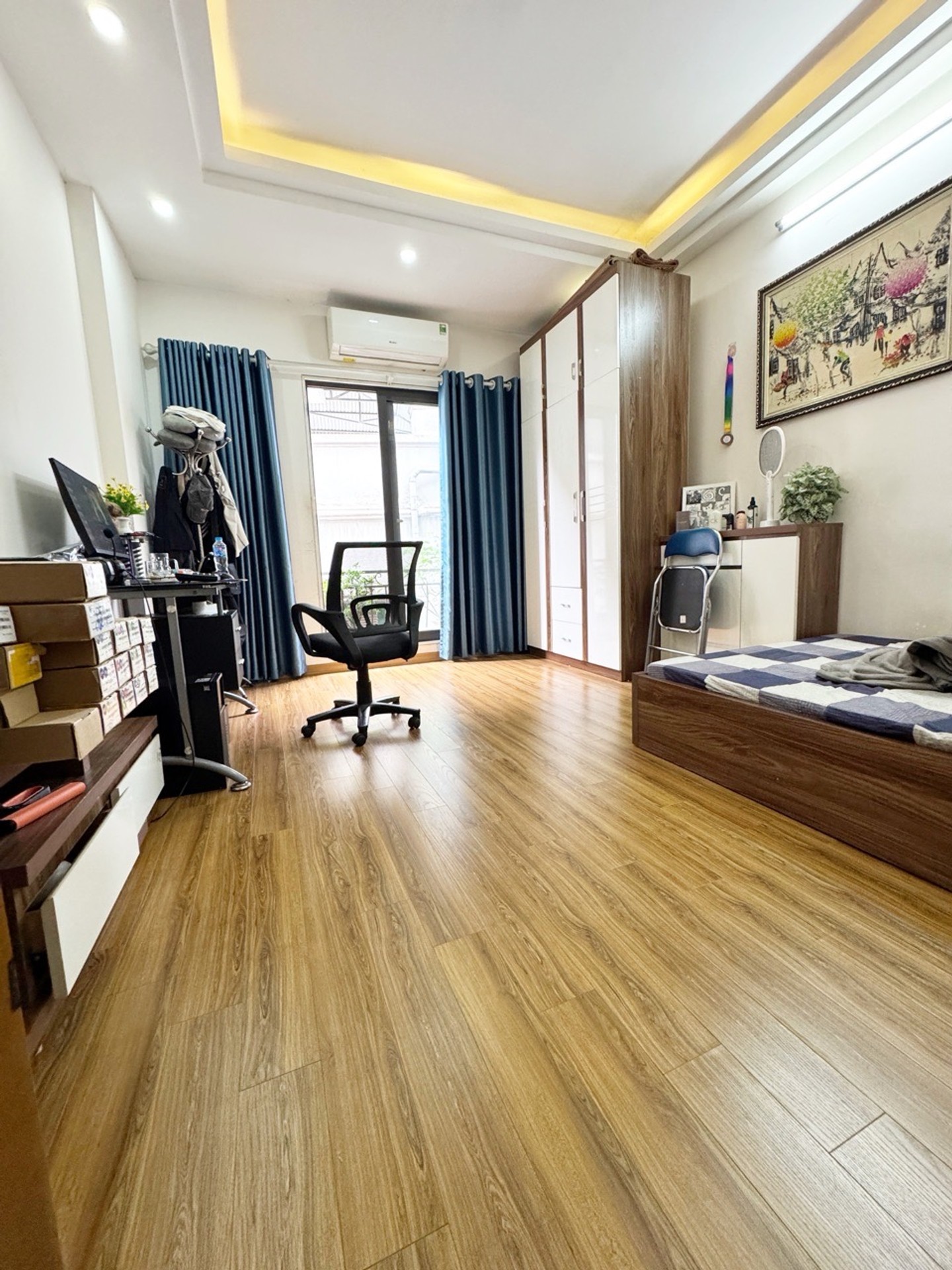 Bán nhà Hoàng Mai - diện tích 48m2 5 tầng - gần ô tô - giá 10,8 tỷ
