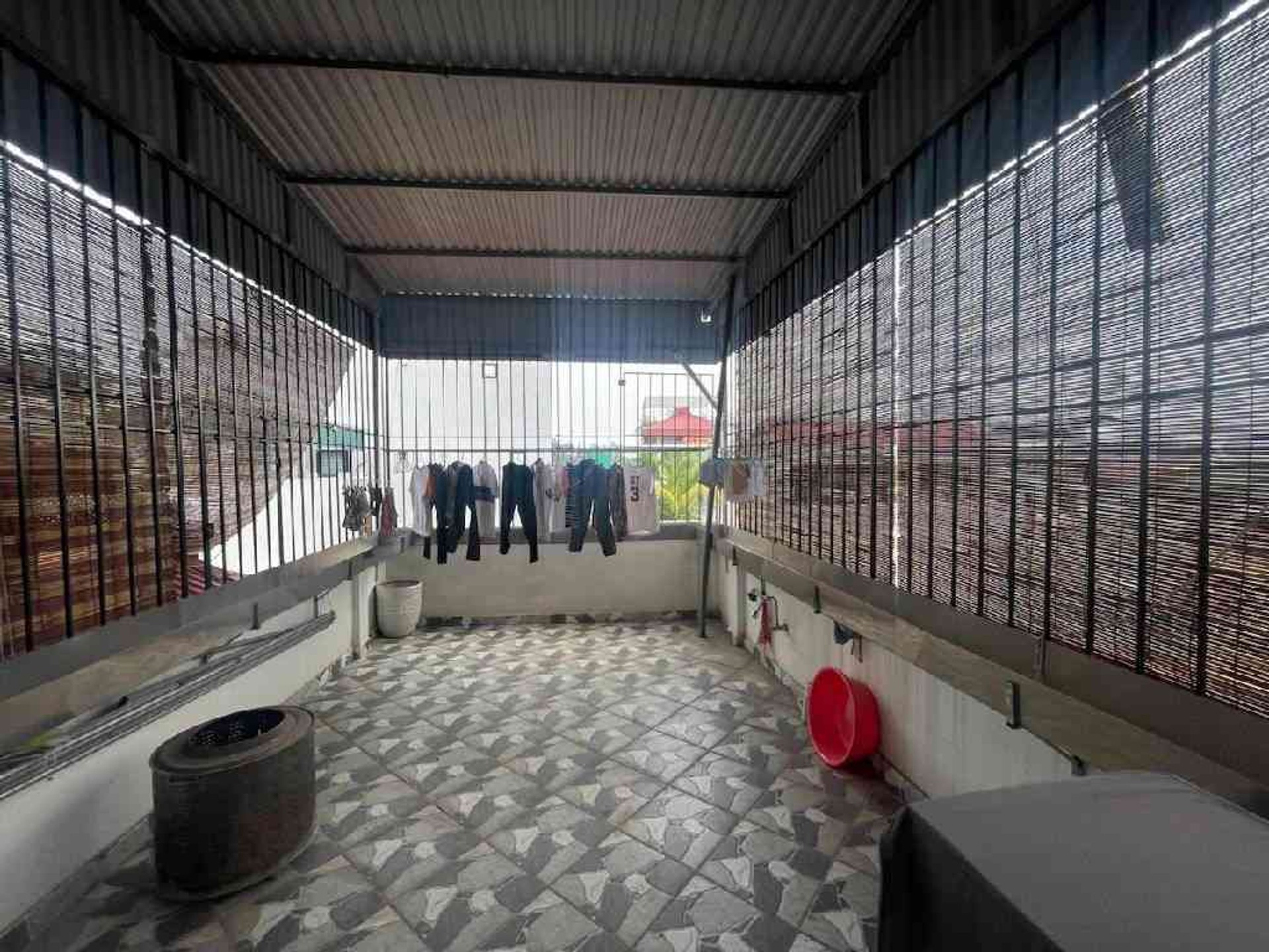 Bán nhà Nam Dư - diện tích 30m2 5 tầng - Nhà như mới, 3 bước ô tô tránh - giá 7,5 tỷ