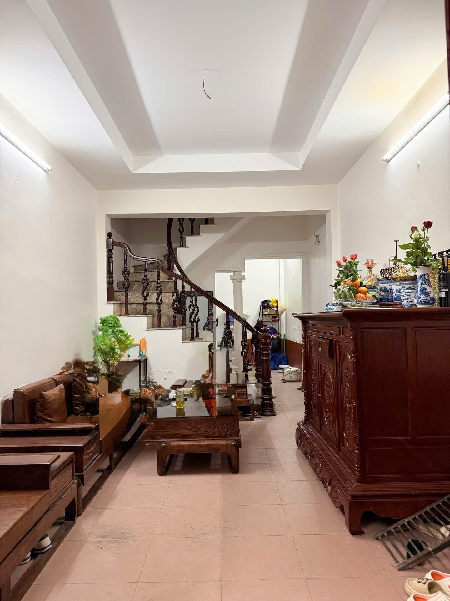 Bán nhà Hoàng Mai - diện tích 36m2 4 tầng - Nhà đẹp hiếm có - giá 5 tỷ