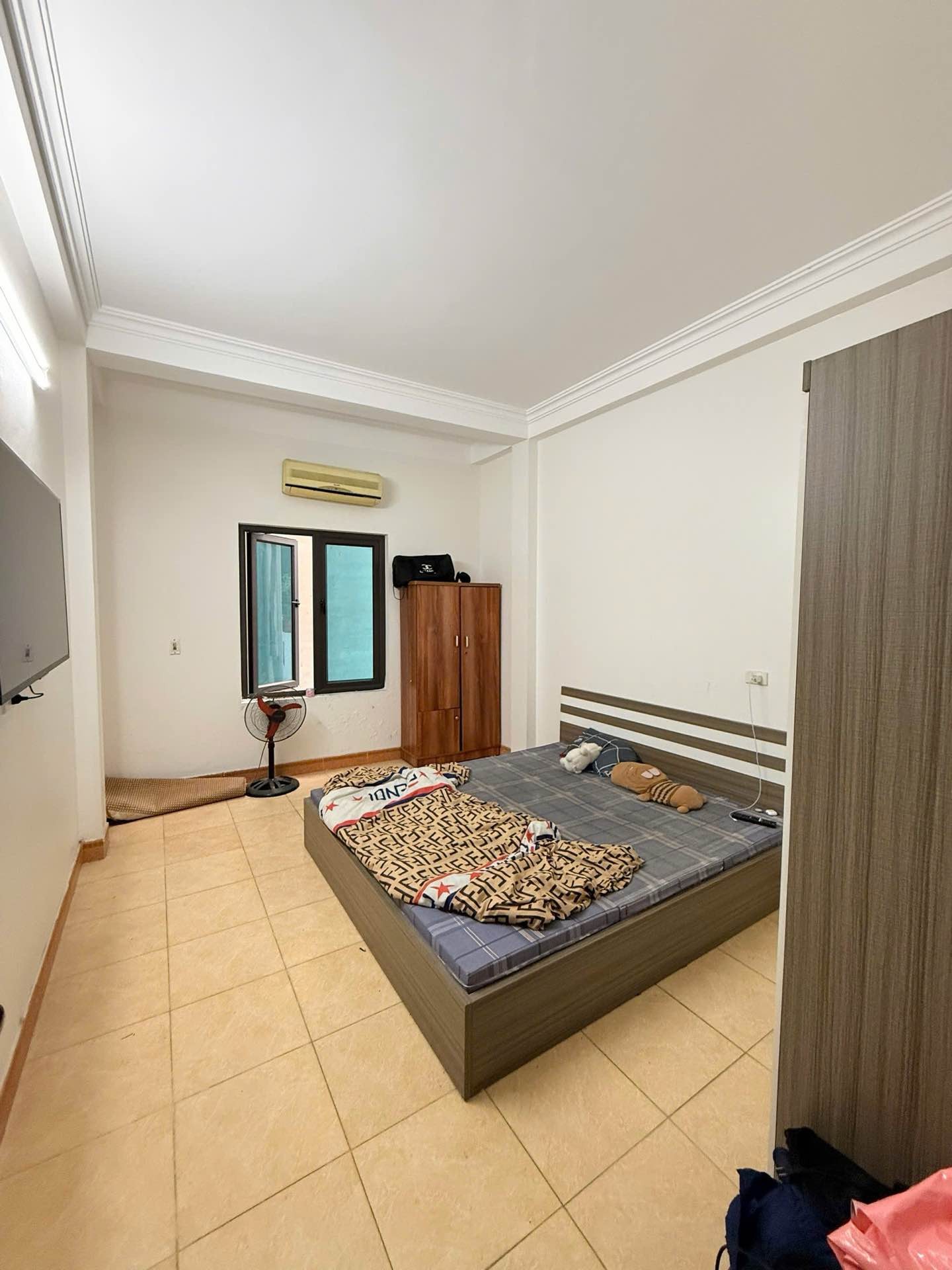 Bán nhà Hoàng Mai - diện tích 36m2 4 tầng - Nhà đẹp hiếm có - giá 5 tỷ