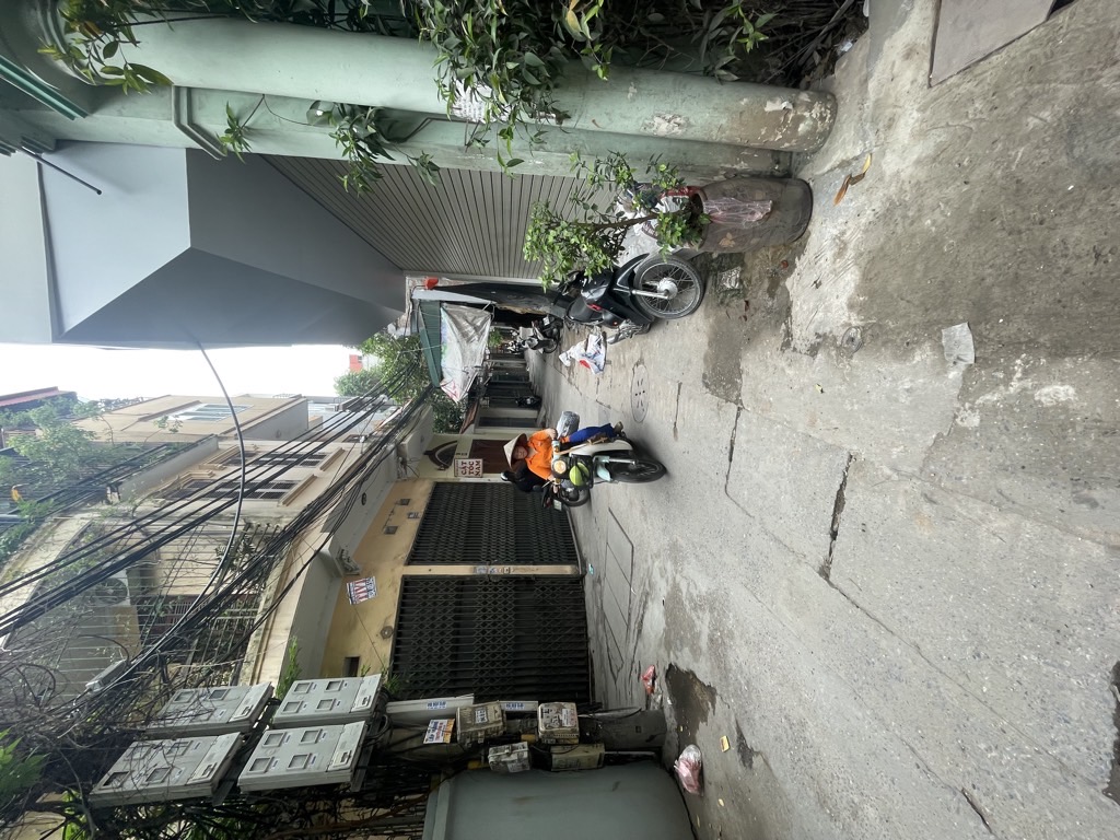 Bán nhà Minh Khai - diện tích 101m2 4 tầng - Lô góc 2 mặt ngõ - giá 24,5 tỷ