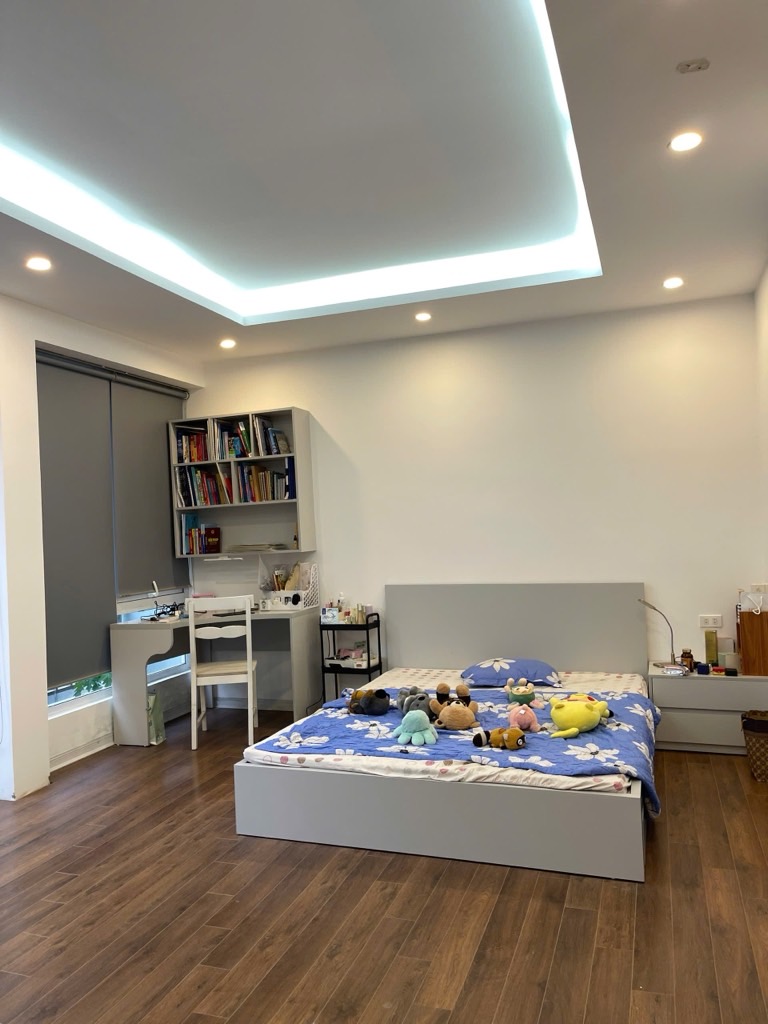 Bán nhà Minh Khai - diện tích 101m2 4 tầng - Lô góc 2 mặt ngõ - giá 24,5 tỷ