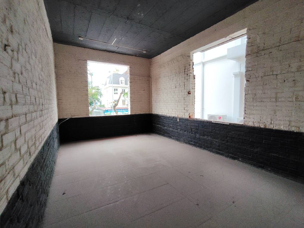 Bán nhà Trần Thủ Độ - diện tích 351m2 4 tầng - Biệt thự đơn lập đẹp nhất khu vực - giá 88 tỷ