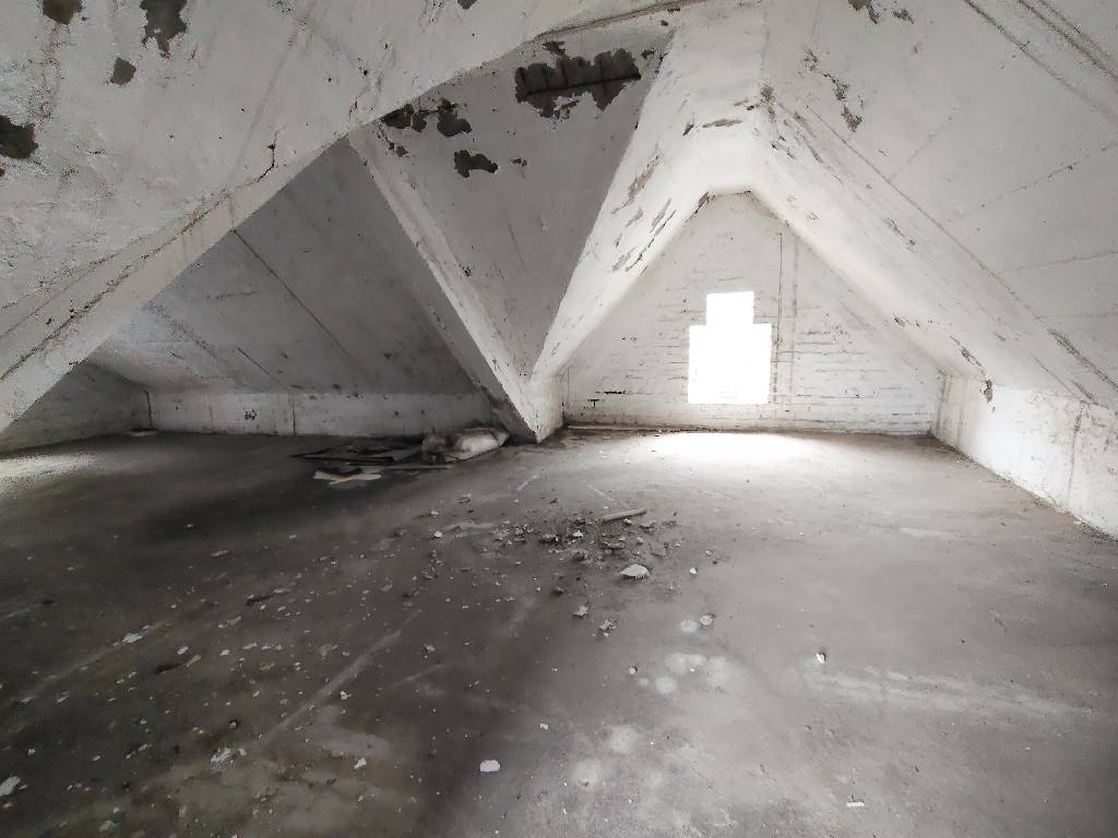 Bán nhà Trần Thủ Độ - diện tích 351m2 4 tầng - Biệt thự đơn lập đẹp nhất khu vực - giá 88 tỷ