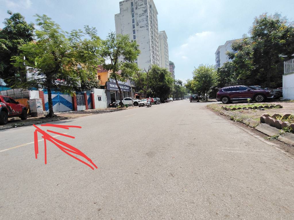 Bán nhà Trần Thủ Độ - diện tích 351m2 4 tầng - Biệt thự đơn lập đẹp nhất khu vực - giá 88 tỷ