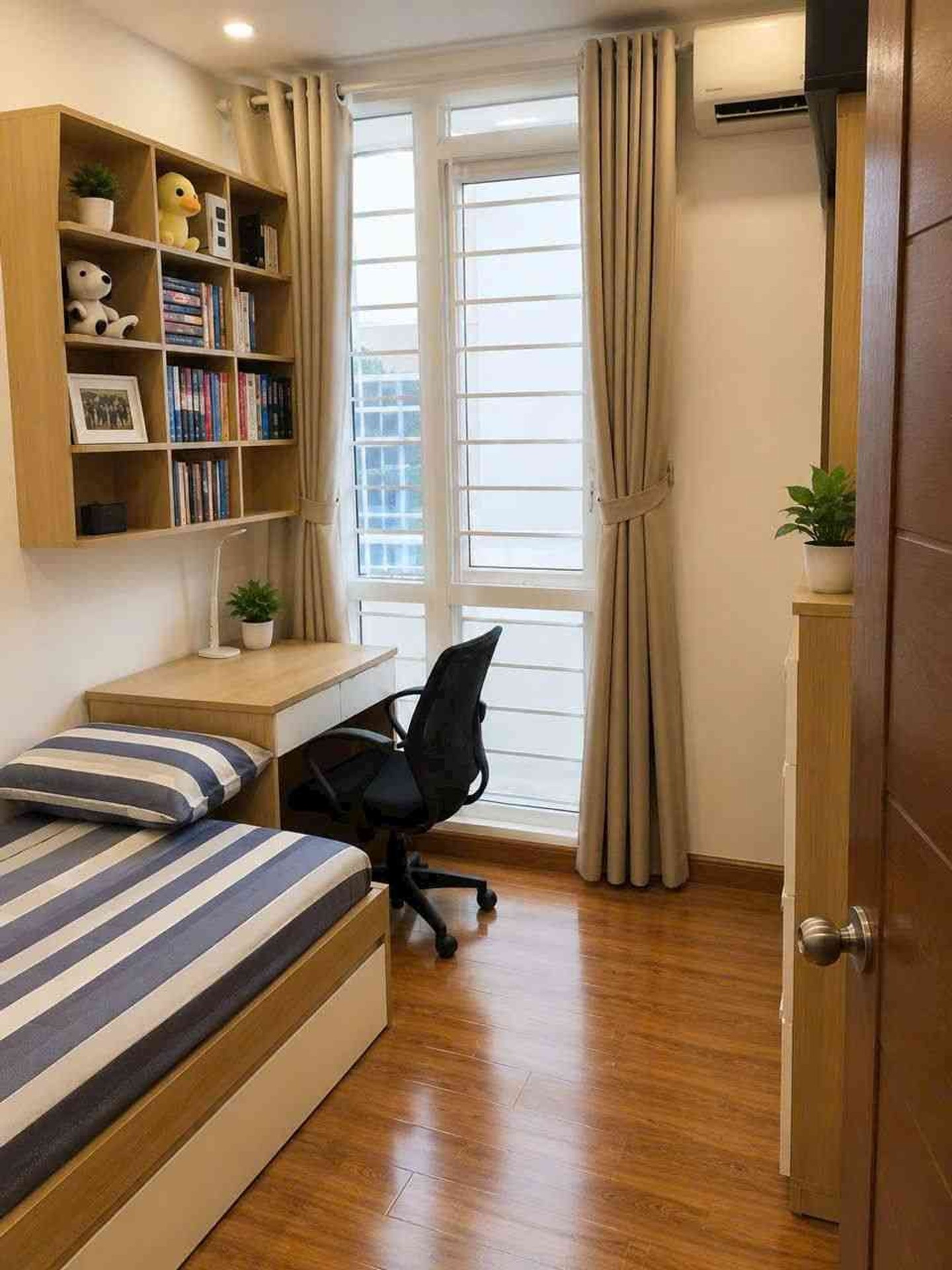 Bán nhà Chùa Bộc - diện tích 51m2 5 tầng - Căn hộ mini thoáng 2 mặt - giá 2,65 tỷ