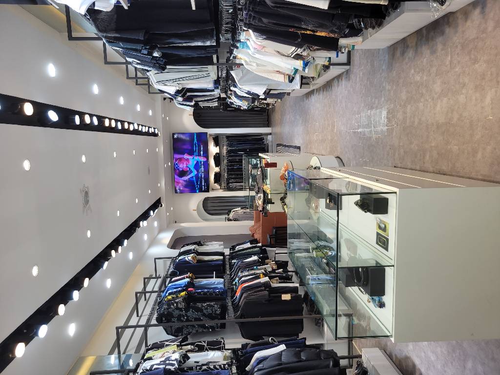 Bán nhà Thái Hà - diện tích 63.2m2 3 tầng - Mặt phố VIP - giá 63 tỷ