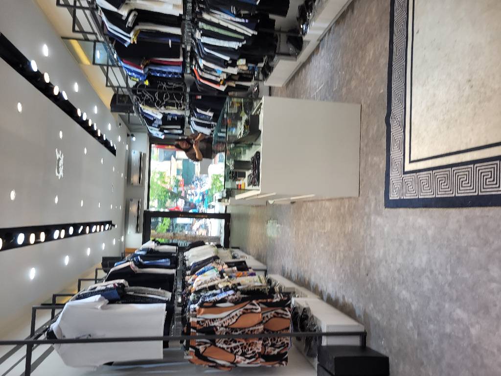 Bán nhà Thái Hà - diện tích 63.2m2 3 tầng - Mặt phố VIP - giá 63 tỷ