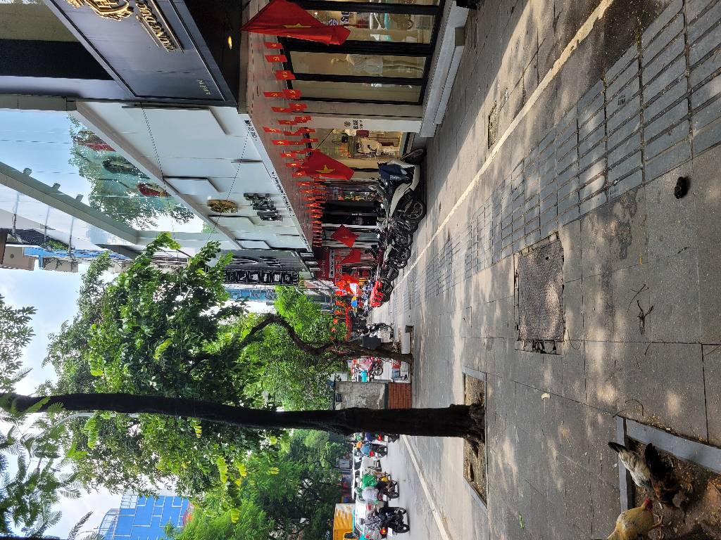 Bán nhà Thái Hà - diện tích 63.2m2 3 tầng - Mặt phố VIP - giá 63 tỷ