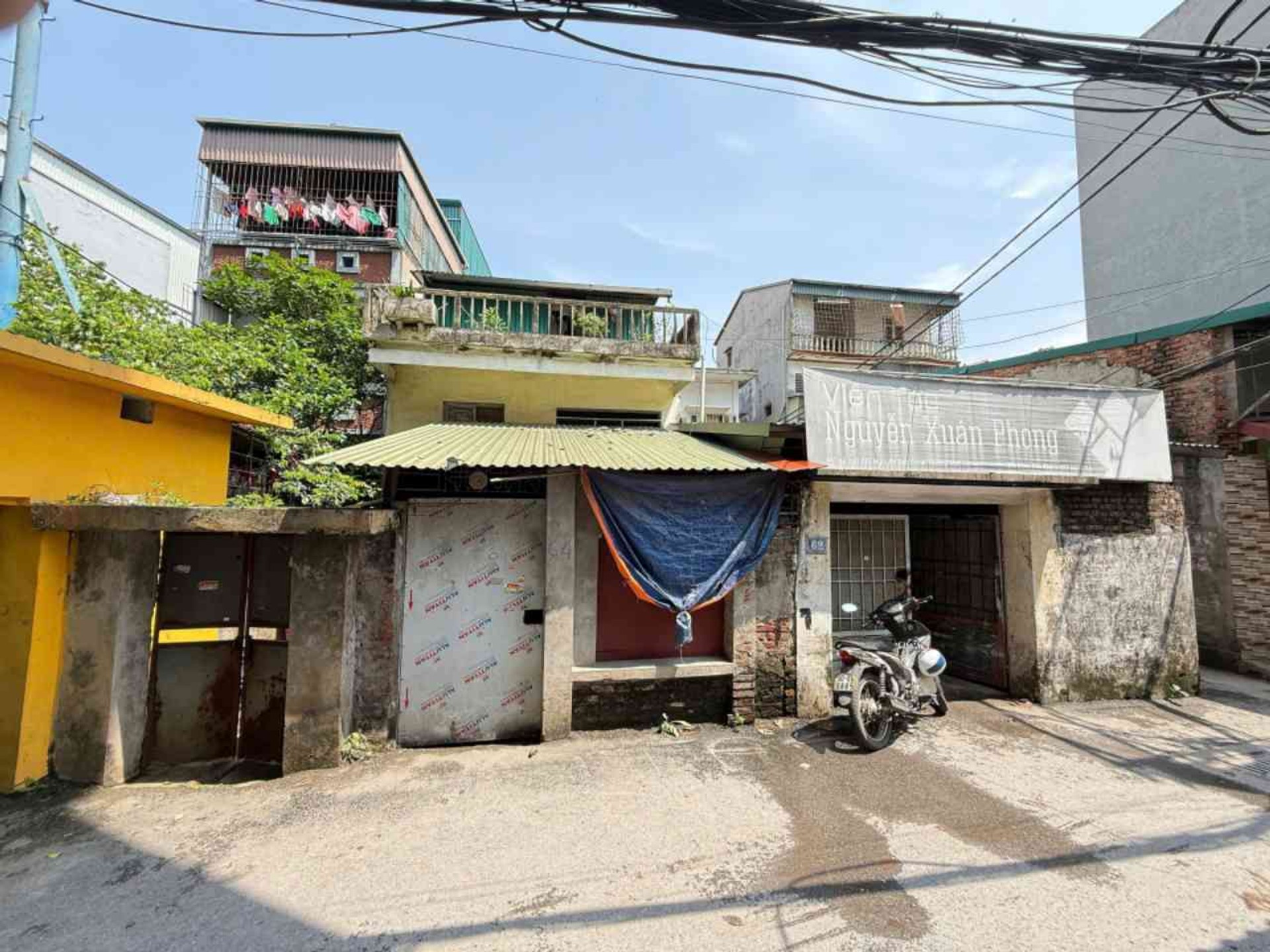 Bán nhà Nguyễn Đức Cảnh - diện tích 144m2 2 tầng - Lô góc, ô tô vào tận nhà - giá 33,85 tỷ