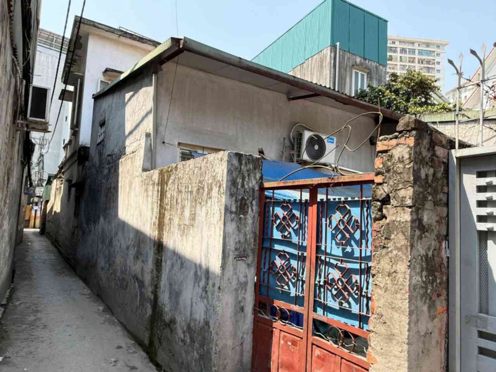 Bán nhà Nguyễn Đức Cảnh - diện tích 144m2 2 tầng - Lô góc, ô tô vào tận nhà - giá 33,85 tỷ