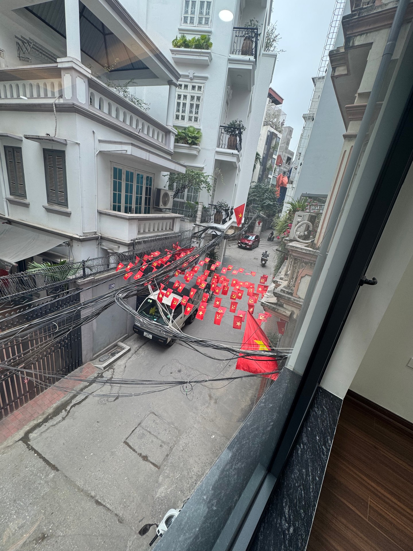 Bán nhà Quan Thổ 1 - diện tích 55m2 6 tầng - Lô góc 2 mặt thoáng - giá 25,5 tỷ