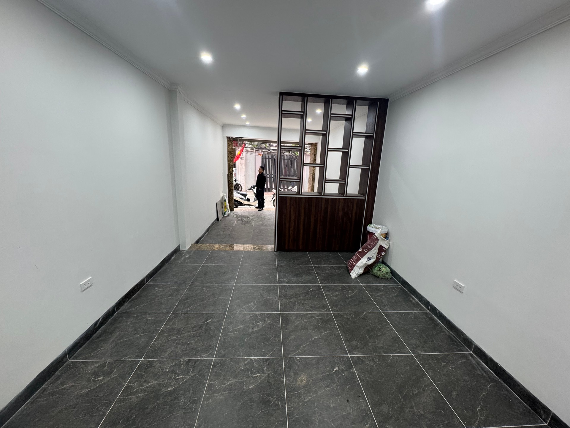 Bán nhà Quan Thổ 1 - diện tích 55m2 6 tầng - Lô góc 2 mặt thoáng - giá 25,5 tỷ