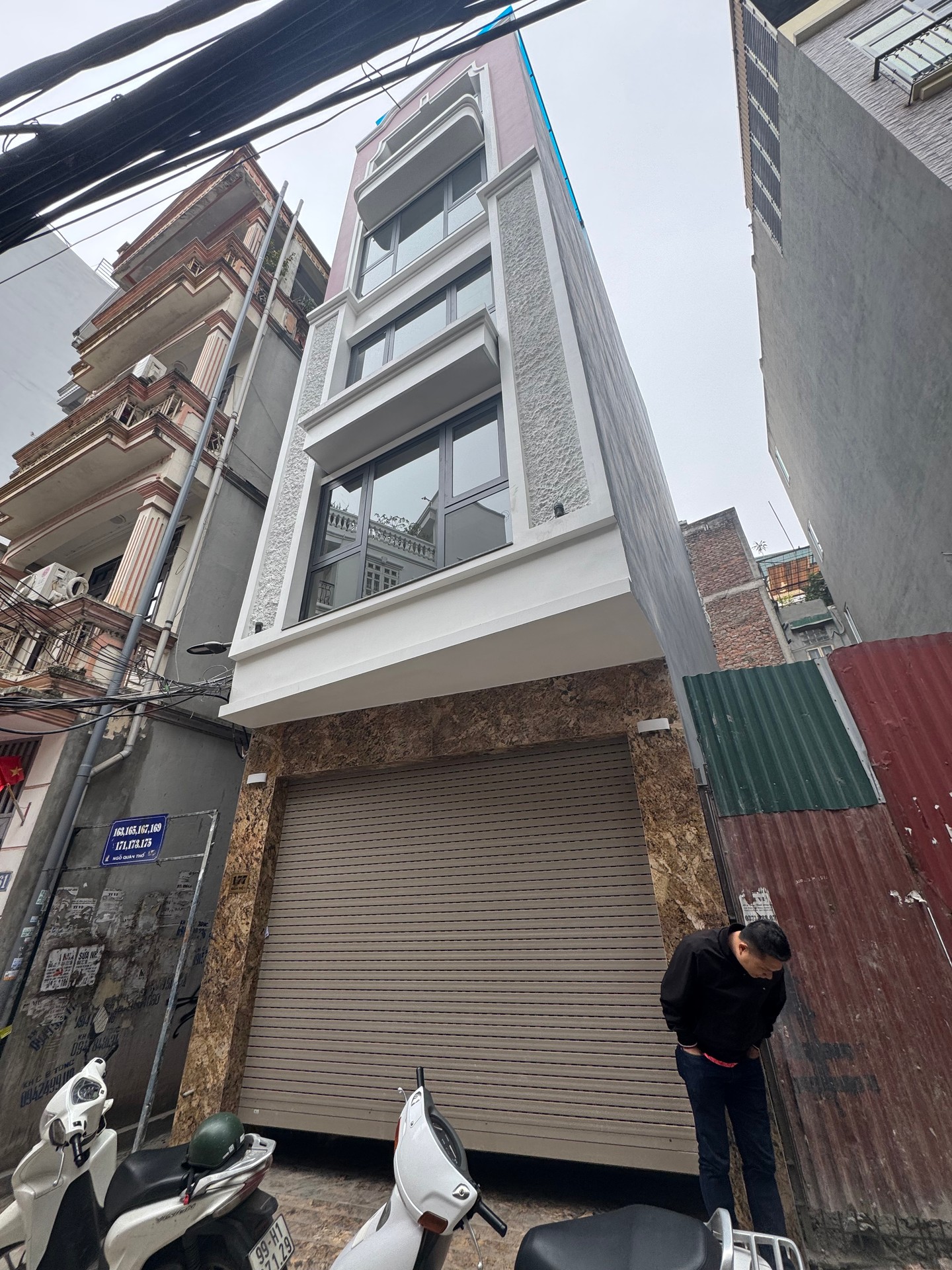 Bán nhà Quan Thổ 1 - diện tích 55m2 6 tầng - Lô góc 2 mặt thoáng - giá 25,5 tỷ