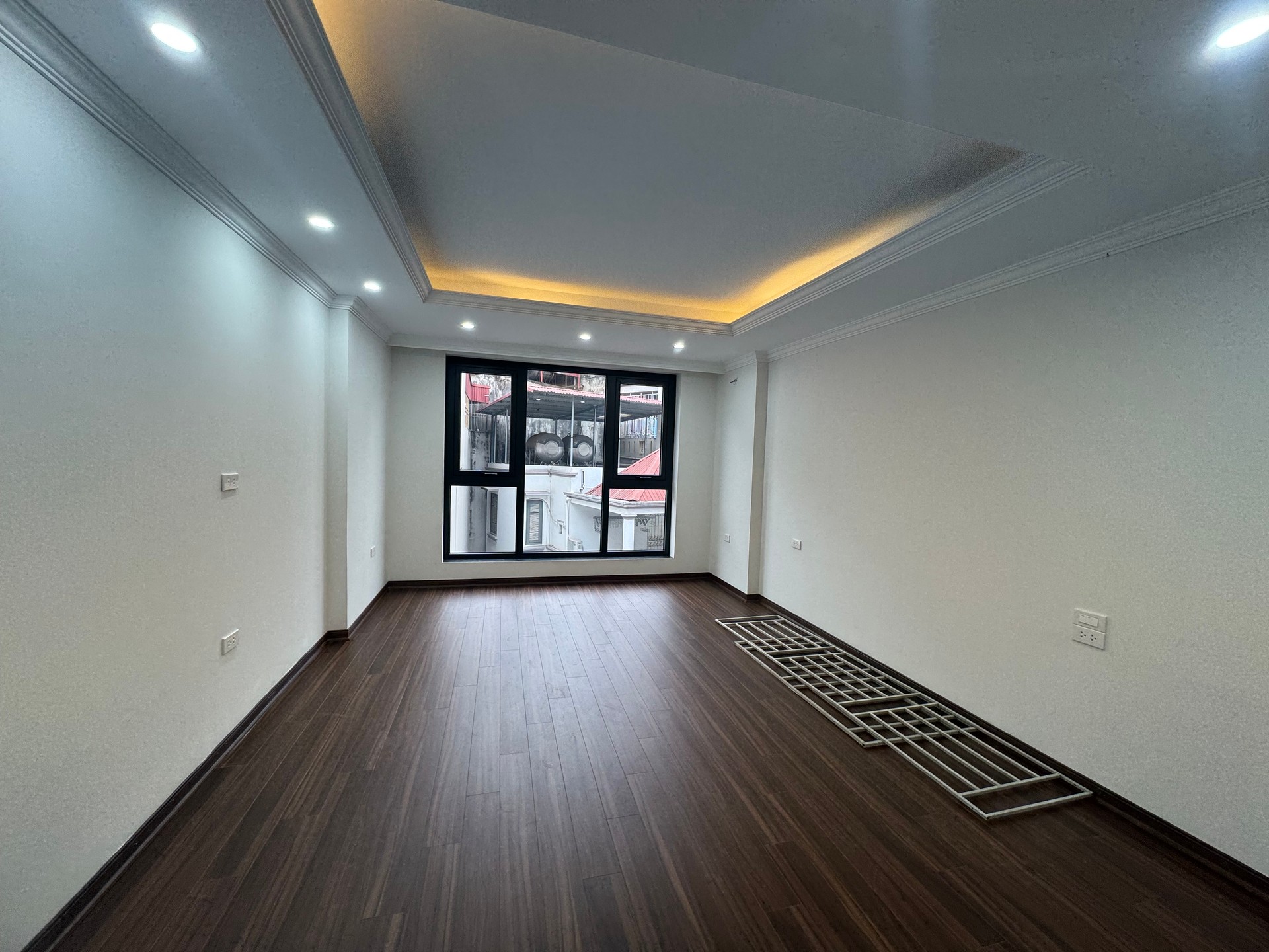 Bán nhà Quan Thổ 1 - diện tích 55m2 6 tầng - Lô góc 2 mặt thoáng - giá 25,5 tỷ