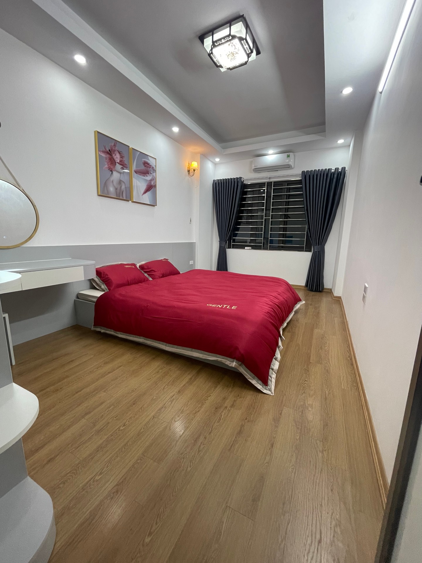 Bán nhà Ngũ Nhạc - diện tích 31m2 5 tầng - Gần phố, ngõ ba gác đua - giá 6,7 tỷ