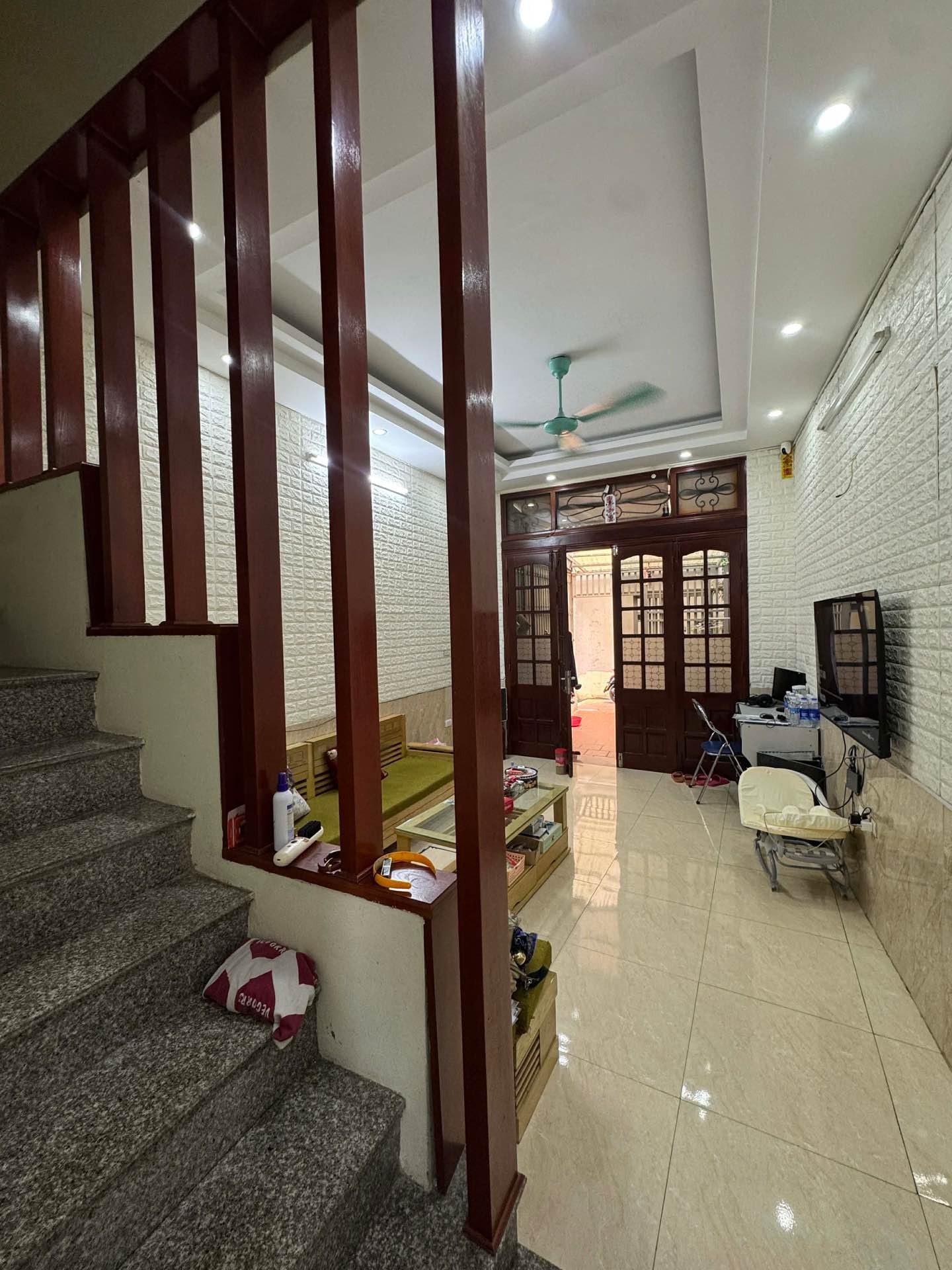 Bán nhà Kim Giang - diện tích 62m2 3 tầng - gần ô tô - giá 12 tỷ
