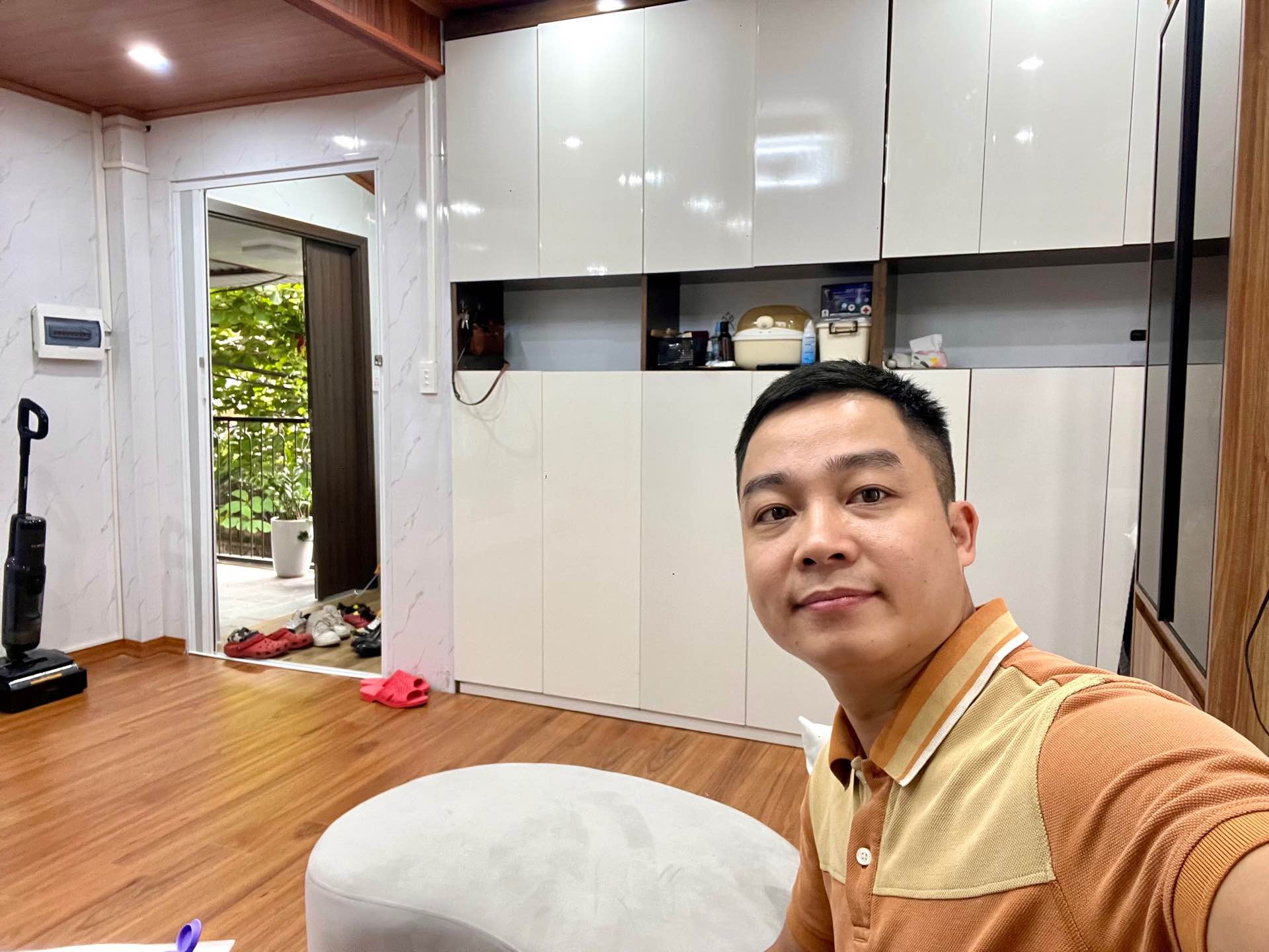 Bán nhà Nguyễn Chính - diện tích 73m2 5 tầng - Tập thể tầng 2 - giá 3,3 tỷ