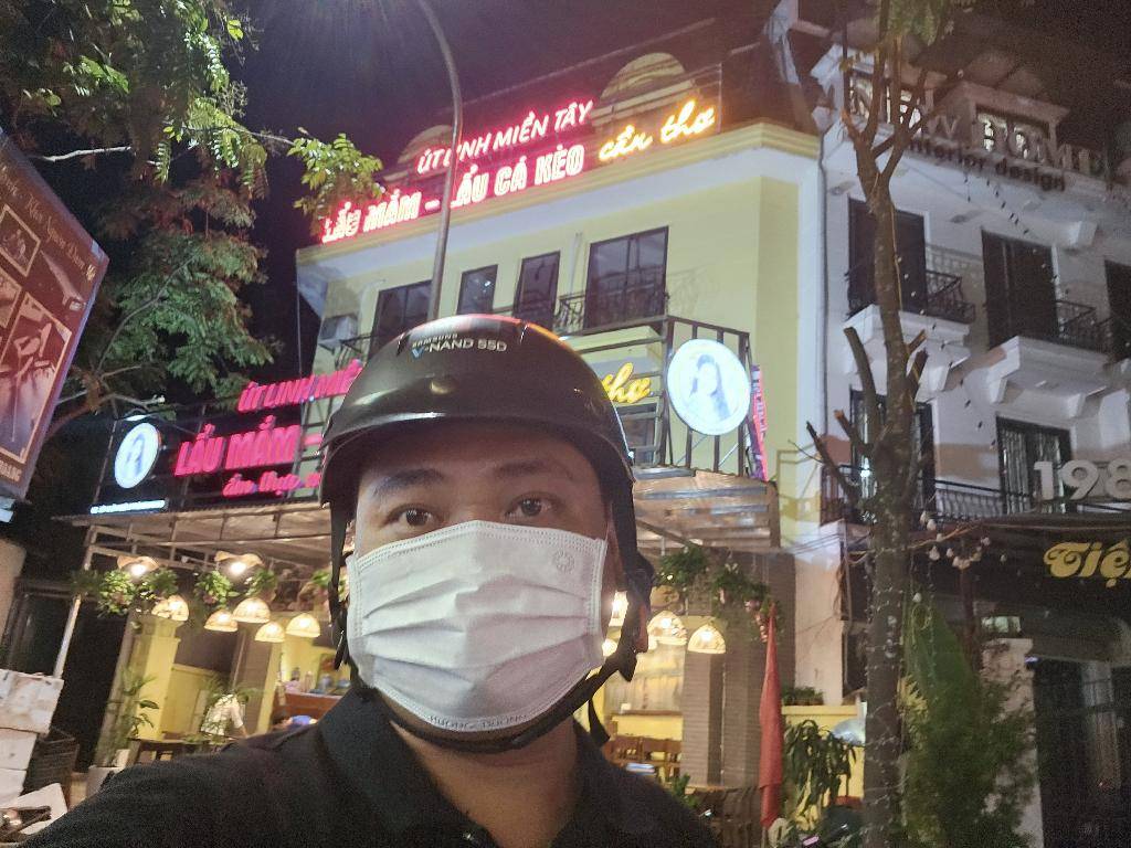 Bán nhà Phùng Khoang - diện tích 137m2 4 tầng - Lô góc, kinh doanh sầm uất - giá 53,2 tỷ