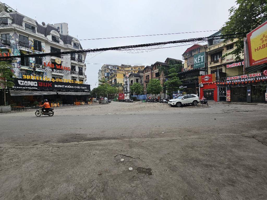 Bán nhà Phùng Khoang - diện tích 137m2 4 tầng - Lô góc, kinh doanh sầm uất - giá 53,2 tỷ