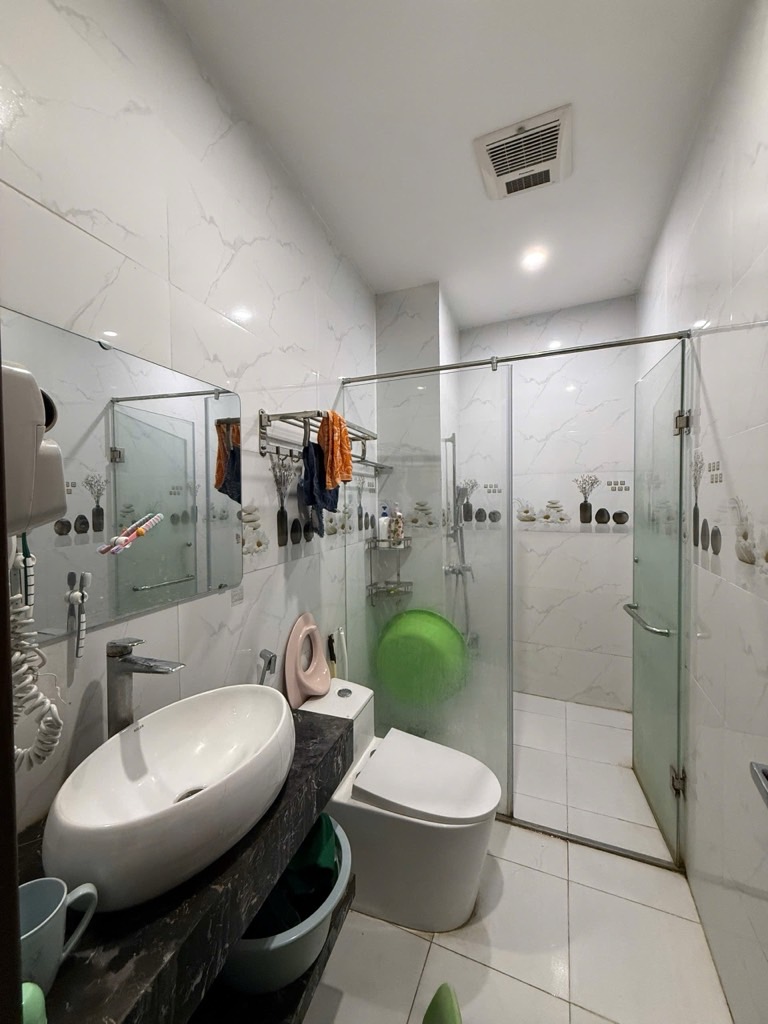 Bán nhà Đường mới KĐT Đồng Tàu - diện tích 52m2 5 tầng - Nhà đẹp hiếm có - giá 30 tỷ