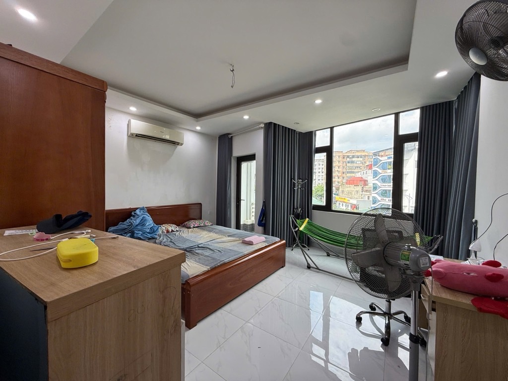 Bán nhà Đường mới KĐT Đồng Tàu - diện tích 52m2 5 tầng - Nhà đẹp hiếm có - giá 30 tỷ