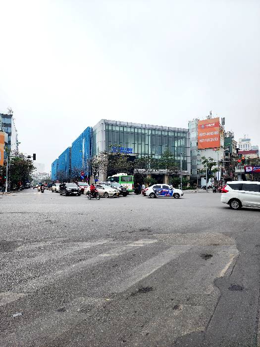 Bán nhà Giảng Võ - diện tích 153.4m2 3 tầng - Mặt phố kinh doanh đỉnh - giá 69 tỷ