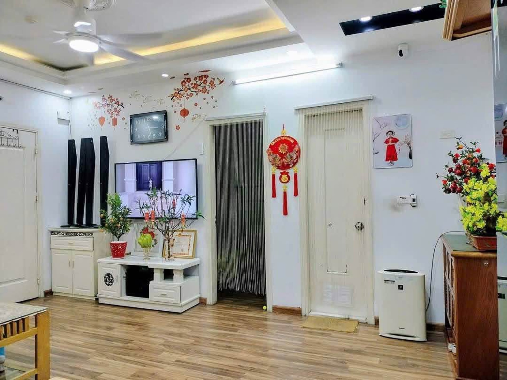 Bán nhà Kim Lũ - diện tích 73m2 1 tầng - Nhà đẹp hiếm có - giá 5,3 tỷ