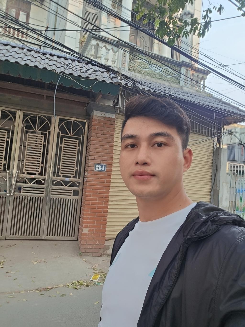 Bán nhà Ngọc Hồi - diện tích 104m2 4 tầng - Ô TÔ TRÁNH - giá 25,5 tỷ