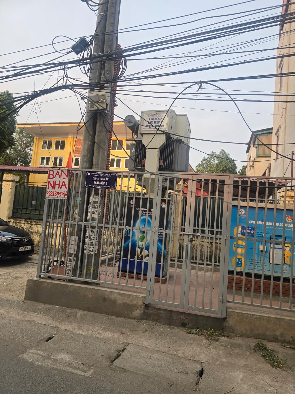 Bán nhà Ngọc Hồi - diện tích 104m2 4 tầng - Ô TÔ TRÁNH - giá 25,5 tỷ