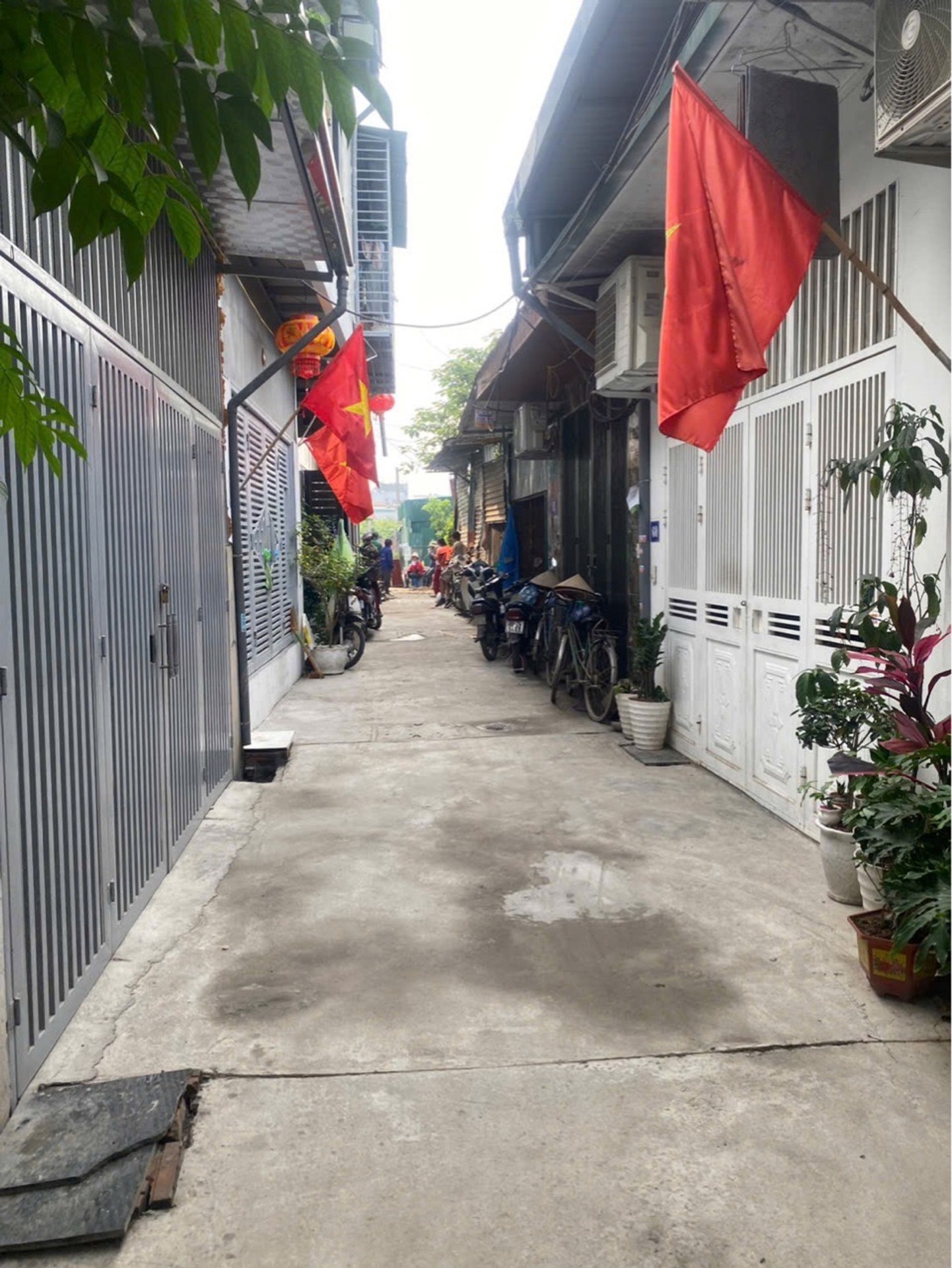 Bán nhà Định Công Thượng - diện tích 37m2 0 tầng - Mảnh đất vàng - giá 1 tỷ