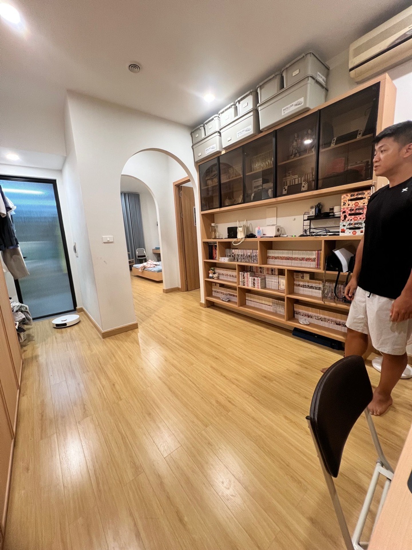 Bán nhà Lĩnh Nam - diện tích 46m2 5 tầng - ô tô đỗ cửa - giá 22 tỷ
