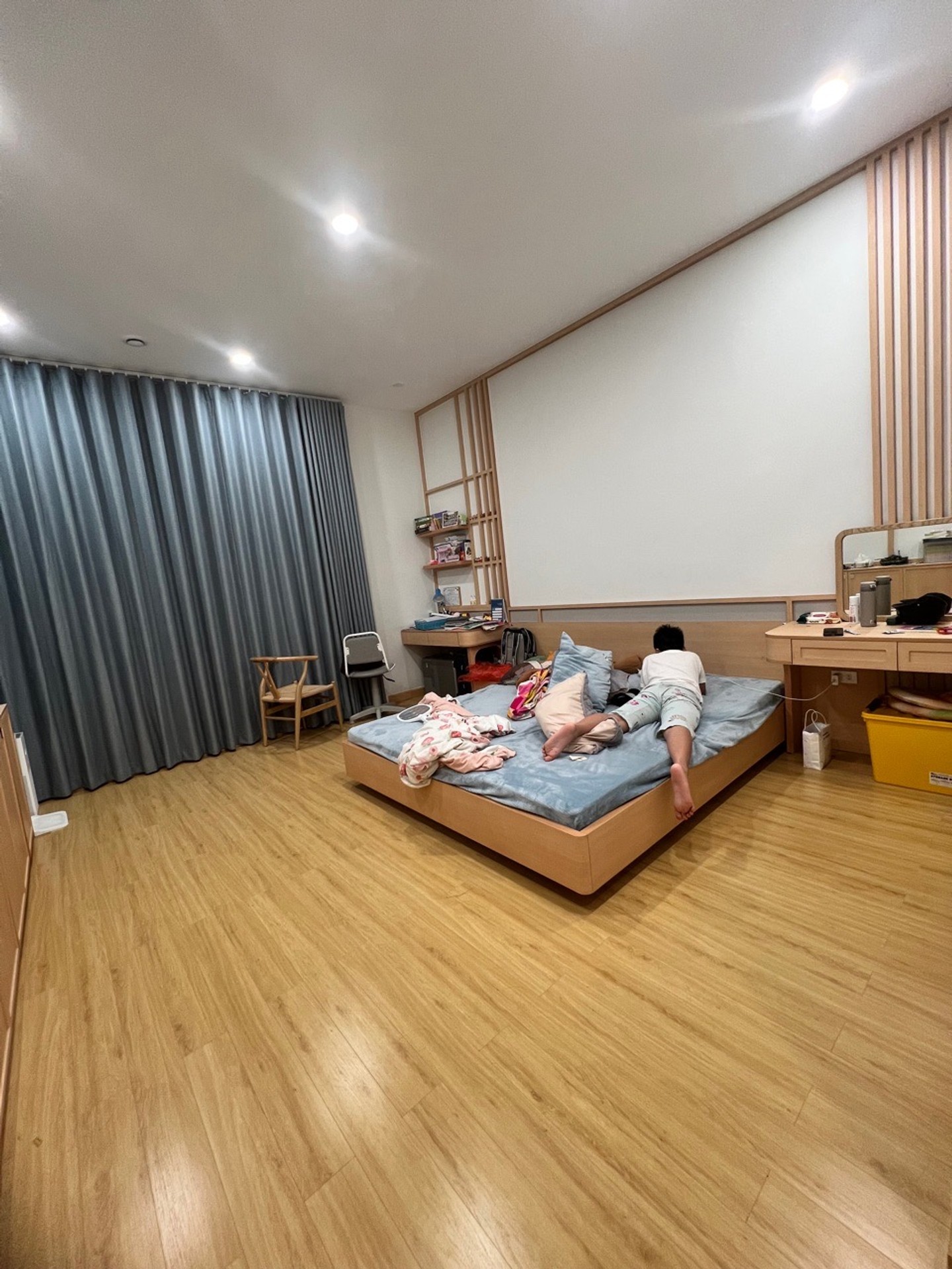 Bán nhà Lĩnh Nam - diện tích 46m2 5 tầng - ô tô đỗ cửa - giá 22 tỷ
