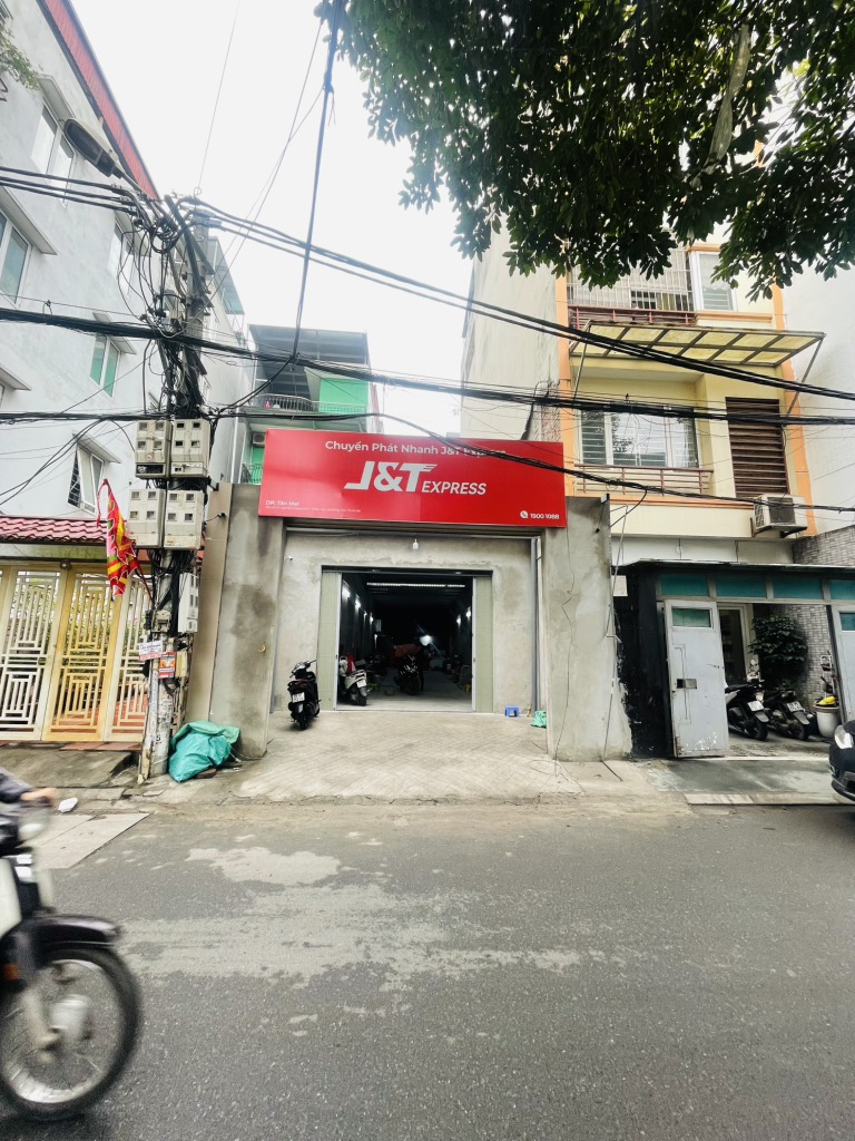 Bán nhà Trương Định - diện tích 131m2 1 tầng - Mặt ngõ to hơn phố - giá 28 tỷ