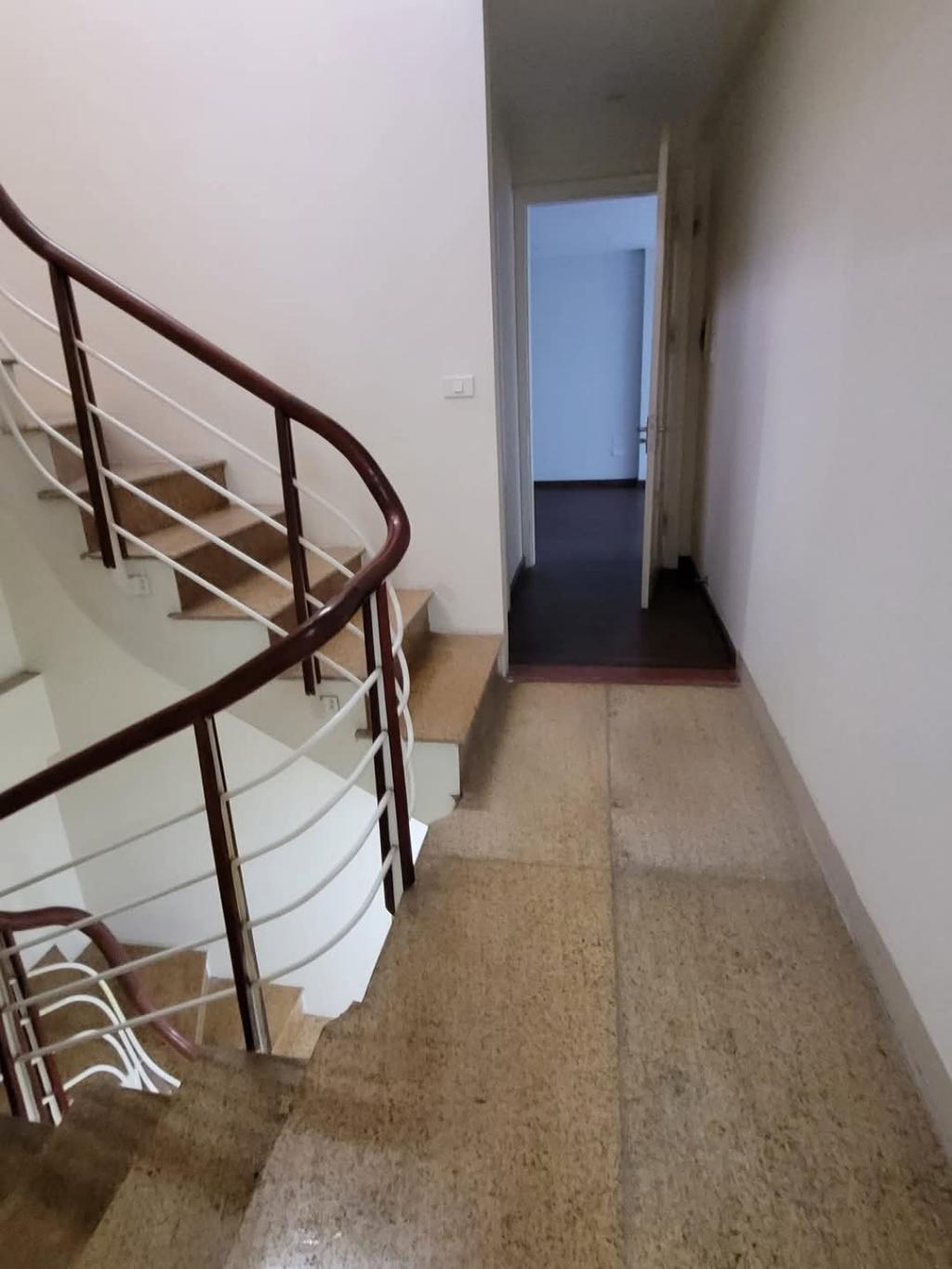 Bán nhà An Trạch - diện tích 62m2 5 tầng - Nhà đẹp, vị trí đẹp nhất phố - giá 31,5 tỷ