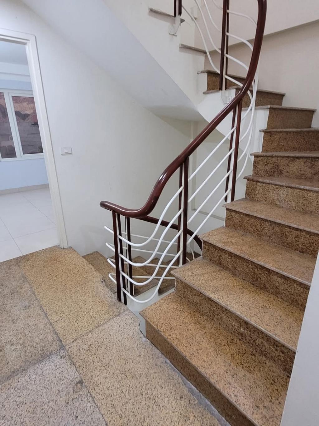 Bán nhà An Trạch - diện tích 62m2 5 tầng - Nhà đẹp, vị trí đẹp nhất phố - giá 31,5 tỷ