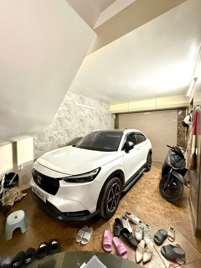 Bán nhà Mễ Trì Thượng - diện tích 127m2 4 tầng - Biệt thự nhà vườn - giá 39,5 tỷ