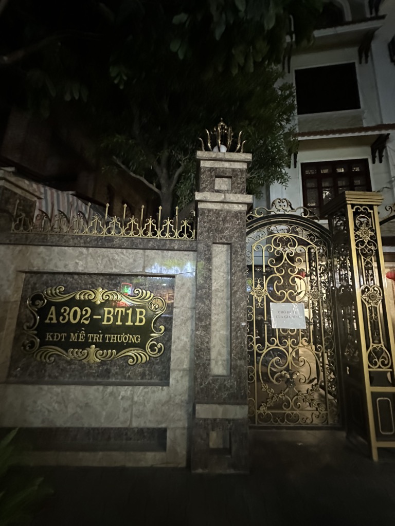 Bán nhà Mễ Trì Thượng - diện tích 127m2 4 tầng - Biệt thự nhà vườn - giá 39,5 tỷ