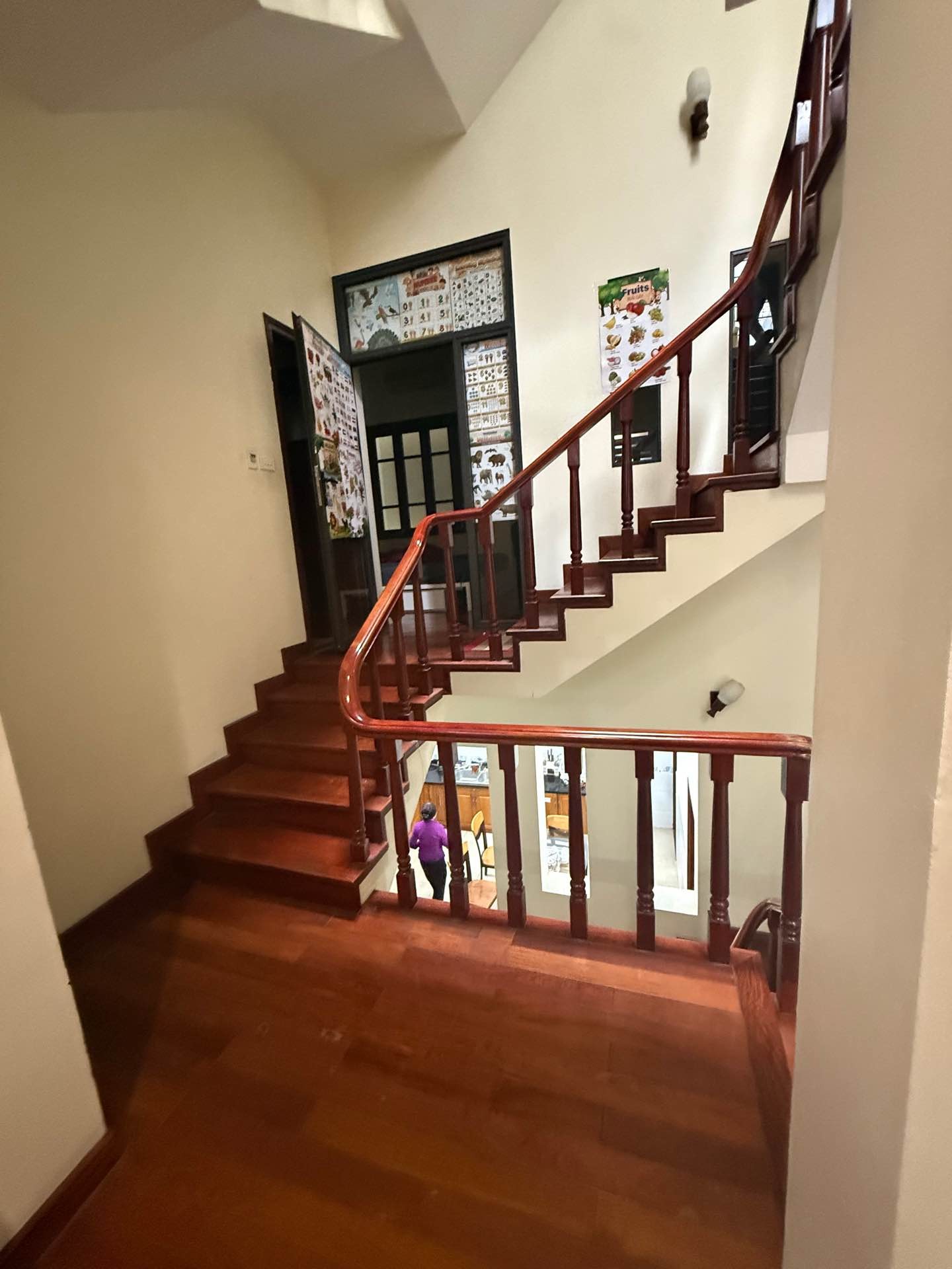 Bán nhà Triệu Việt Vương - diện tích 68m2 5 tầng - Lô góc 2 mặt thoáng - giá 50 tỷ