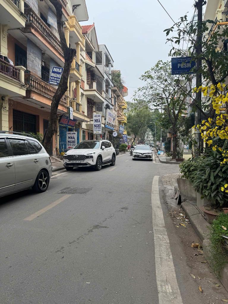 Bán nhà Bắc Linh Đàm - diện tích 74m2 4 tầng - ô tô tránh đỗ - giá 28,5 tỷ