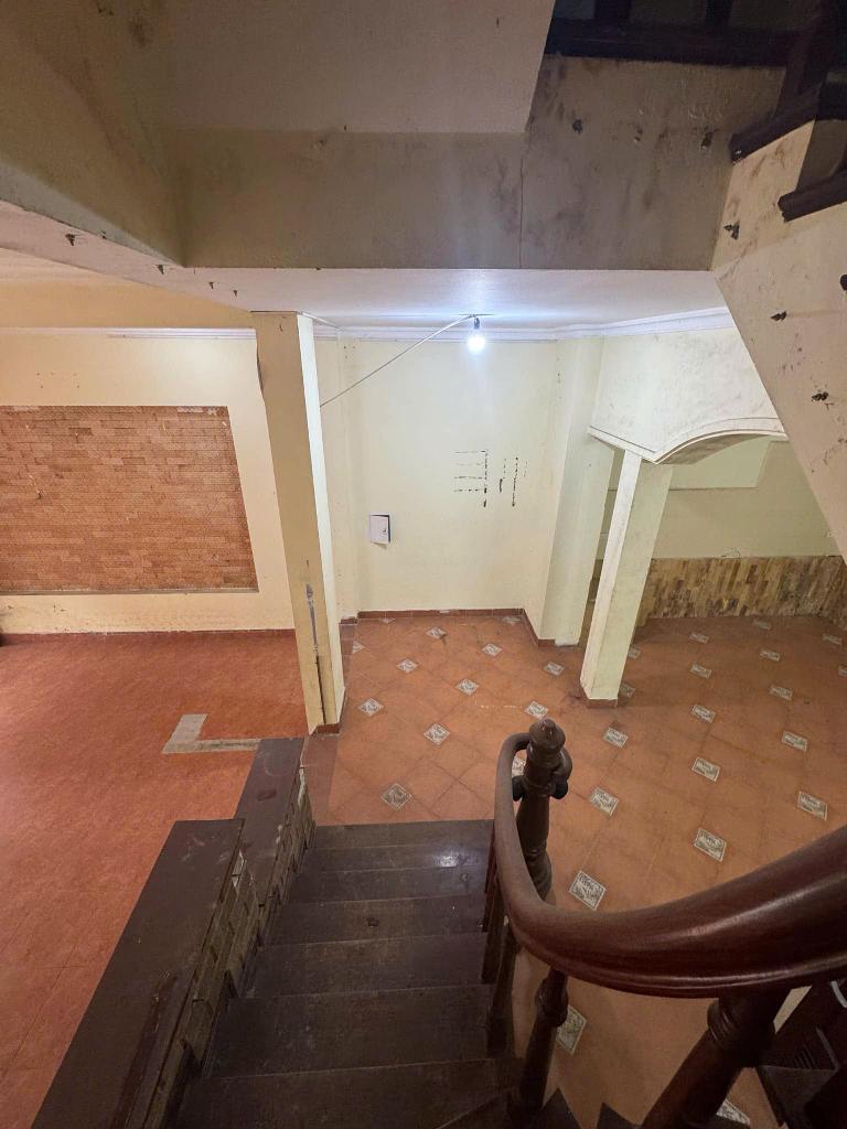 Bán nhà Bắc Linh Đàm - diện tích 74m2 4 tầng - ô tô tránh đỗ - giá 28,5 tỷ