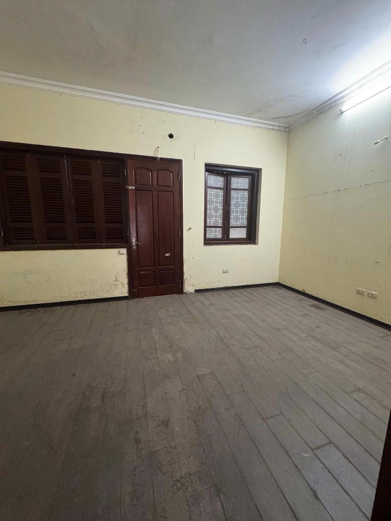 Bán nhà Bắc Linh Đàm - diện tích 74m2 4 tầng - ô tô tránh đỗ - giá 28,5 tỷ